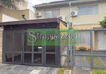 Triplex en Venta en Ciudad Evita.