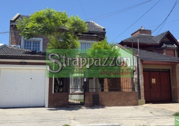 Casa en venta en Tapiales, 220 mts en 3 plantas. Piscina. Apta credito